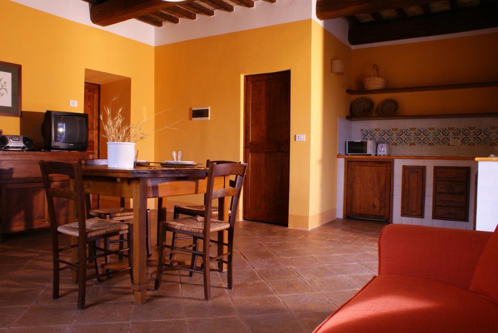 Re Artu Assisi Country Lifestyle Aparthotel Δωμάτιο φωτογραφία