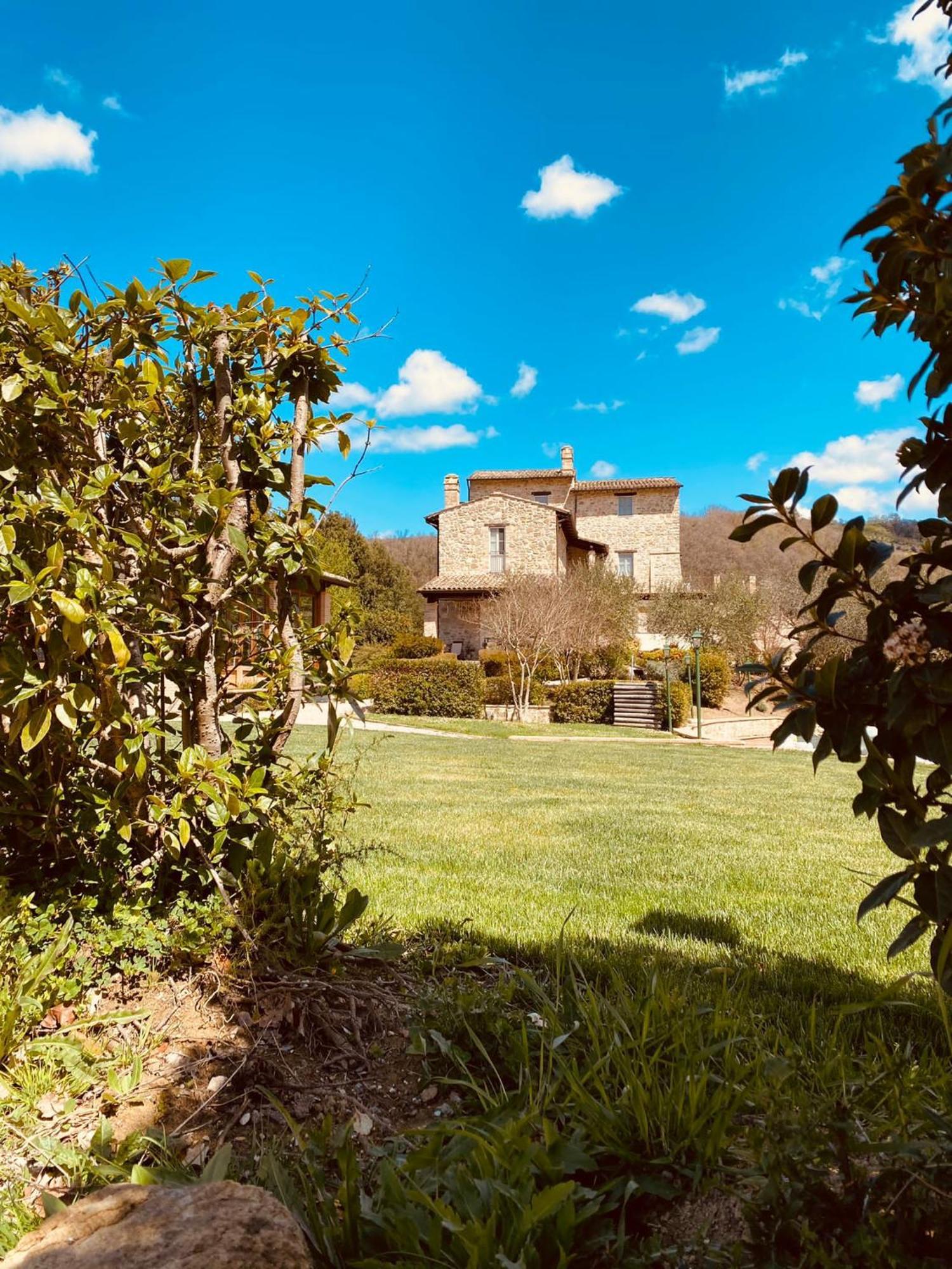 Re Artu Assisi Country Lifestyle Aparthotel Εξωτερικό φωτογραφία