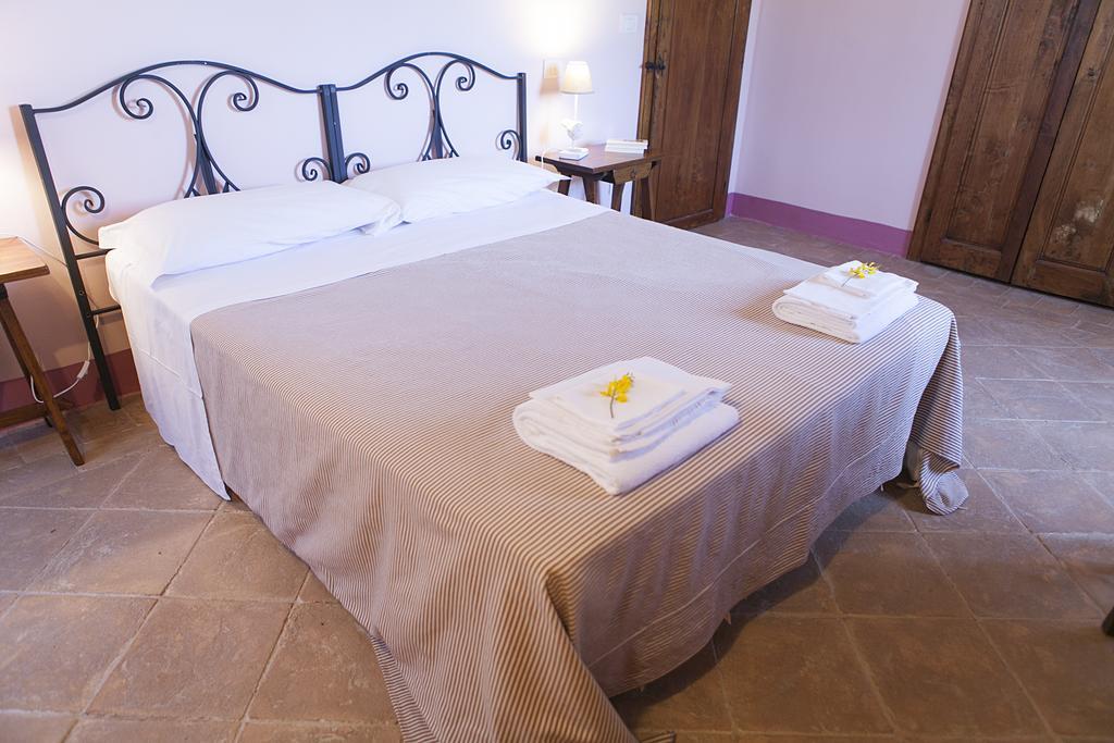 Re Artu Assisi Country Lifestyle Aparthotel Εξωτερικό φωτογραφία
