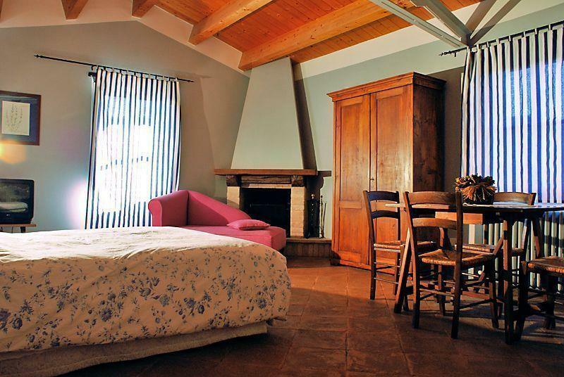 Re Artu Assisi Country Lifestyle Aparthotel Εξωτερικό φωτογραφία